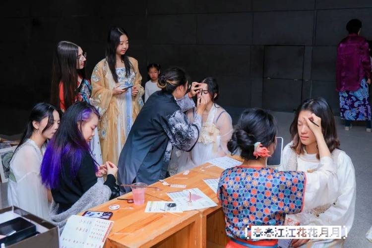 在美术馆听音乐会开汉服趴 “美术馆之夜”为市民打开跨界文化空间