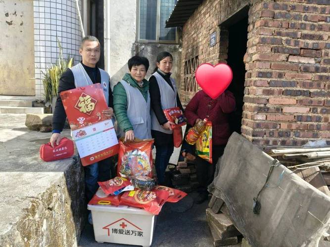 (新春走基层)红十字会的春节“守库人”