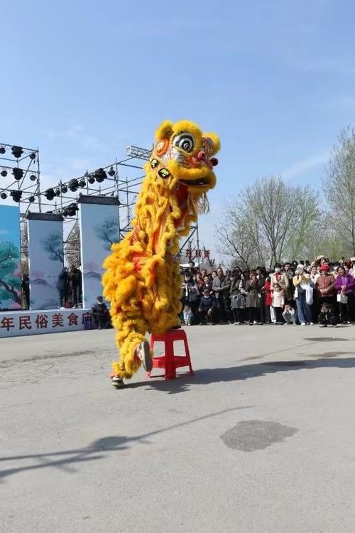 赏民俗、看表演、品美食……全国各地丰富多彩的活动 给游客们送上文化盛宴