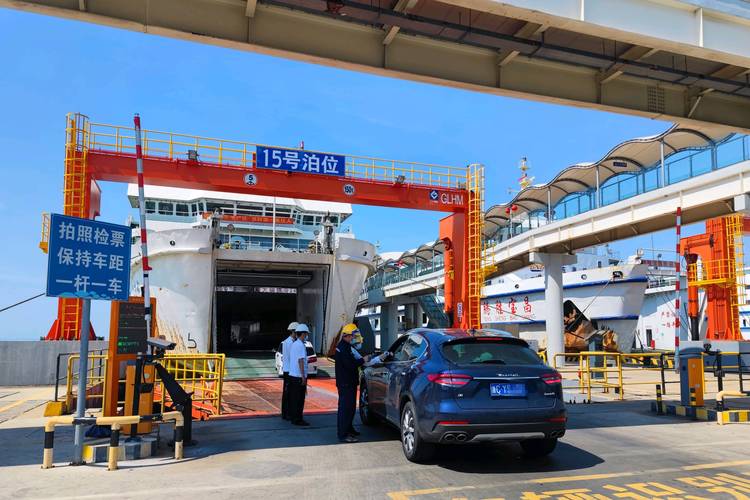 海口新海港每日安排50个货车专班 保障鲜活农产品顺畅过海