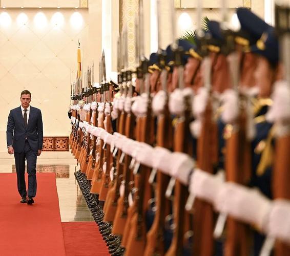 西班牙首相桑切斯参加塞万提斯学院上海西班牙文化中心揭幕仪式