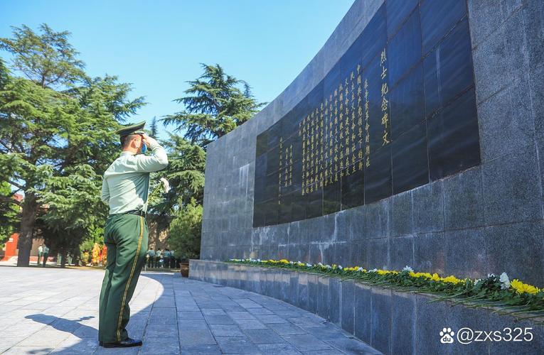 驻闽武警官兵赴松毛岭战役烈士纪念园缅怀先烈寄哀思