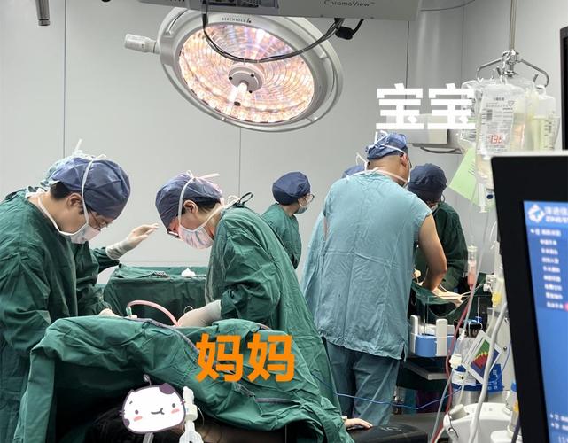 杭州男子带回鲜草莓,老婆一口下肚,口喷鲜血差点丧命……最近千万要注意!