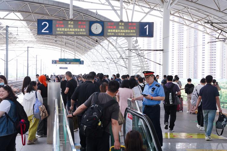 长三角铁路2024年端午小长假预计发送旅客1500万人次