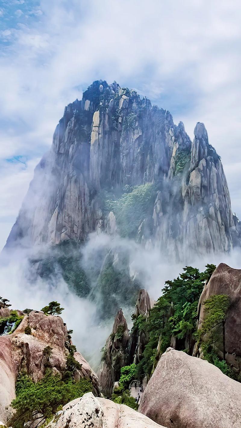 黄山成为全国首个山岳型零碳景区